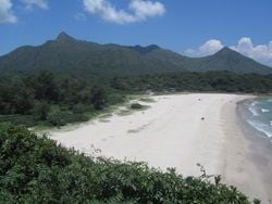 鹹田灣 露營營地