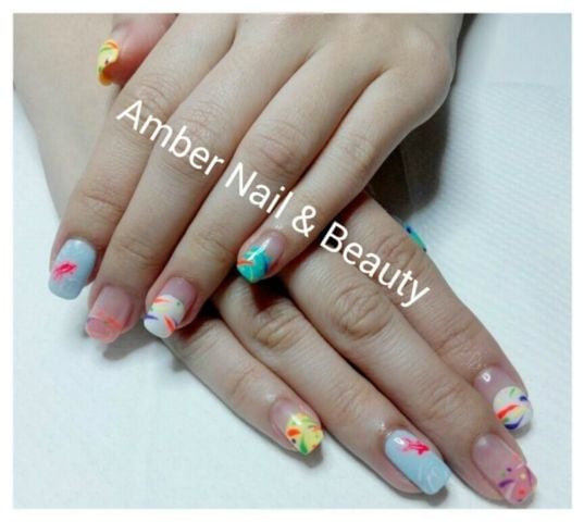 Amber Nail & Beauty (觀塘店)